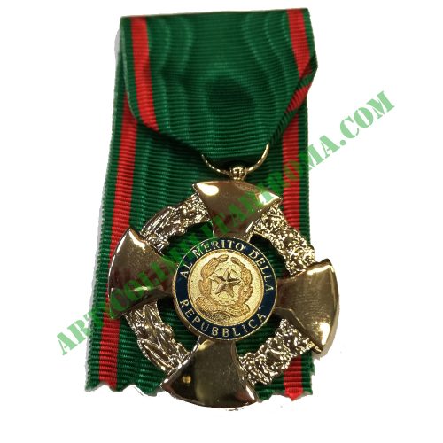 MEDAGLIA CAVALIERE UFFICIALE DELLA REPUBBLICA